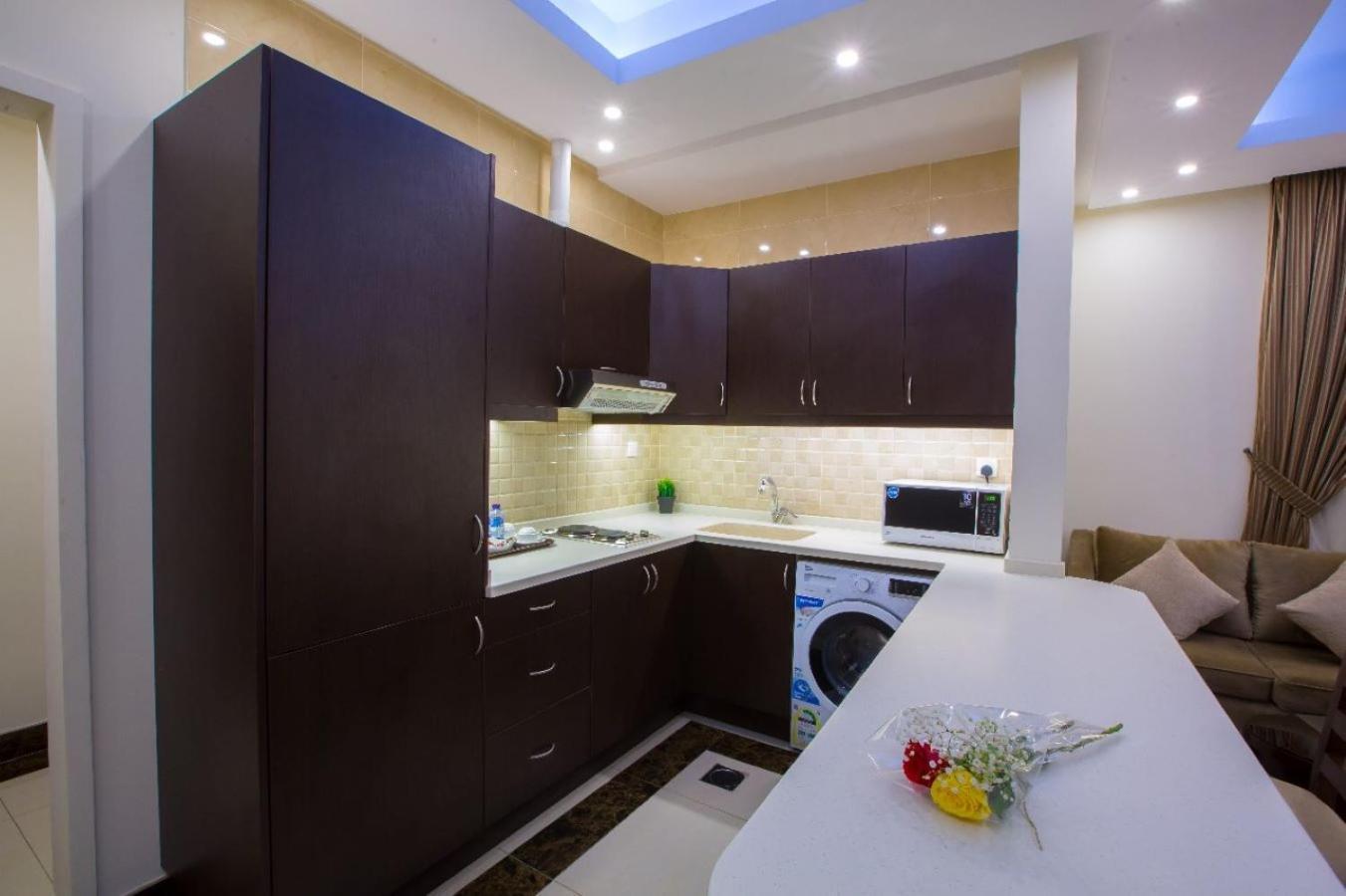 Sun Park Hotel Suites Jeddah Exterior photo